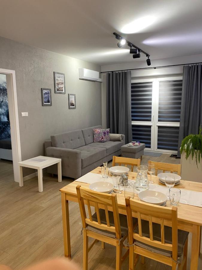 Apartament Bieszczadzkie Widoki Ustrzyki Dolne Exterior photo